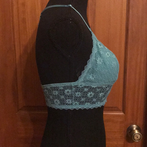 Victoria's Secret Bralette Size Medium - Picture 3 of 7